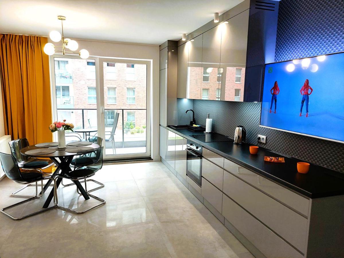 Mak Apartment Grobla - Free Parking - 3 Rooms Gdańsk Buitenkant foto